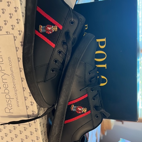 Polo - Picture 2 of 9